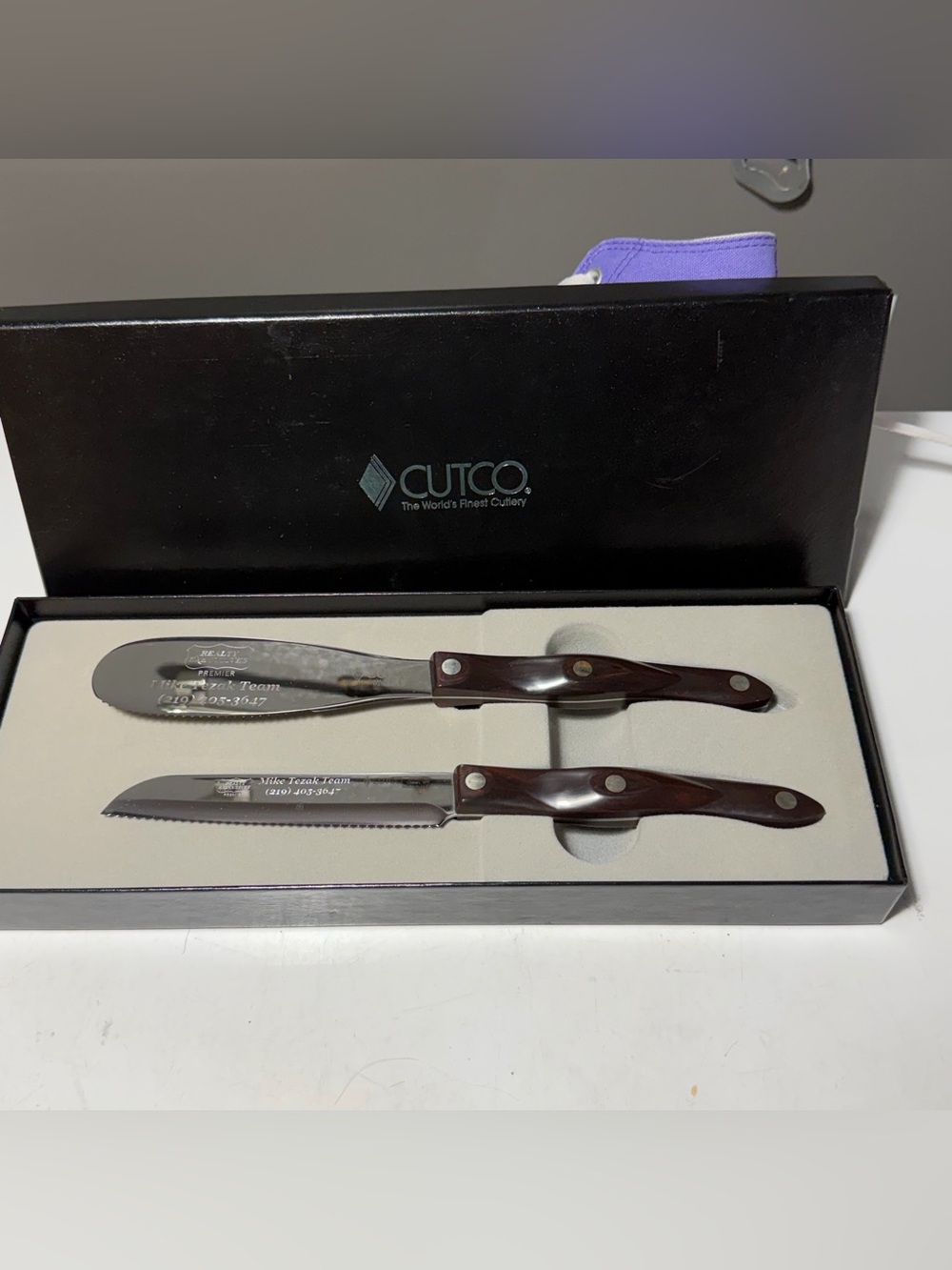 Cutco Stainless Steel Santoku-Style Club Mates with Dark Brown Handles NEW
